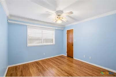 201 Laguna Drive, Victoria, TX 77904 - Photo 11