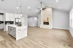 1190 Fernwood Rd, Fischer, TX 78623 - Photo 17