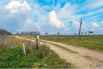 2041 County Road 240, Gonzales, TX 78629 - Photo 3