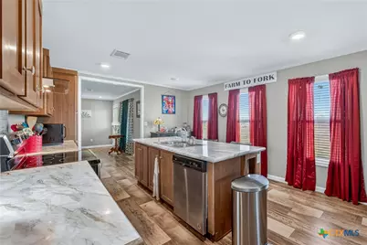 2041 County Road 240, Gonzales, TX 78629 - Photo 9