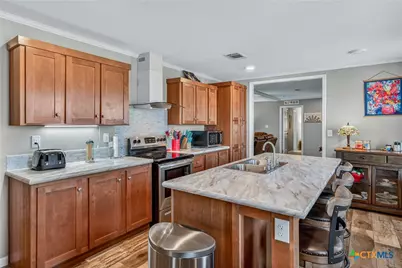 2041 County Road 240, Gonzales, TX 78629 - Photo 11