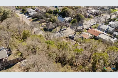 595 Dittlinger Street, New Braunfels, TX 78130 - Photo 15