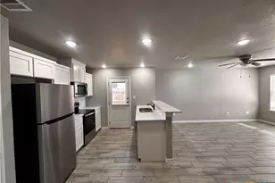 2108 Saulsbury Dr, Temple, TX 76504 - Photo 3