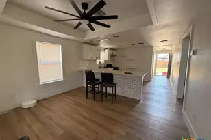 1008 Stonewall St, San Antonio, TX 78211 - Photo 17