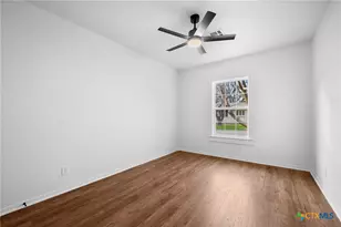 615 W Royal Ave, Temple, TX 76501 - Photo 31