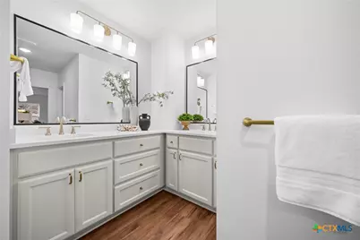 615 W Royal Avenue, Temple, TX 76501 - Photo 11