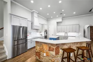 1190 Sapling Spg, New Braunfels, TX 78132 - Photo 5