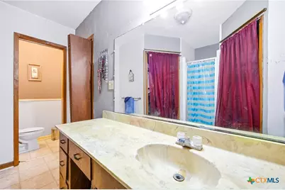 205 N Main, Moulton, TX 77975 - Photo 23