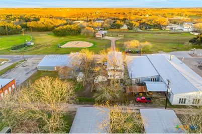 205 N Main, Moulton, TX 77975 - Photo 47