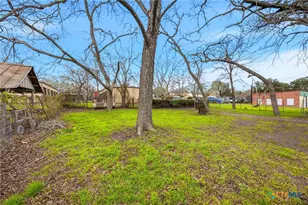 205 N Main, Moulton, TX 77975 - Photo 41