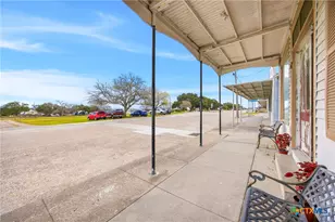 205 N Main, Moulton, TX 77975 - Photo 5