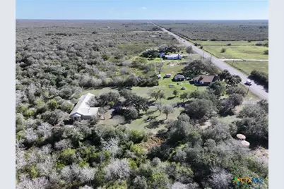 137 Fm 774, Refugio, TX 78377 - Photo 7