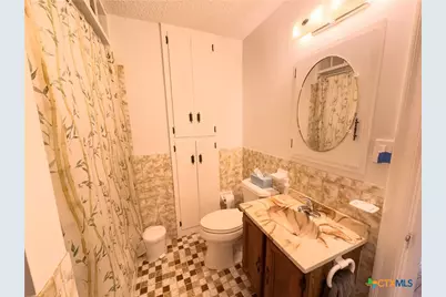 137 Fm 774, Refugio, TX 78377 - Photo 17
