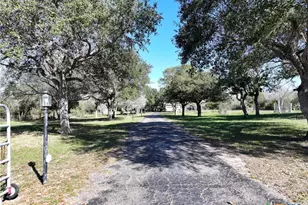 137 FM774, Refugio, TX 78377 - Photo 3