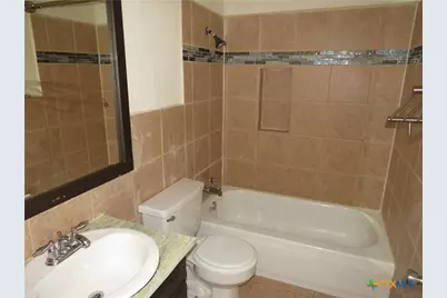 406 W Avenue E, Copperas Cove, TX 76522 - Photo 7