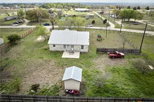 1085 Garrett Trail, Maxwell, TX 78656 - Photo 39