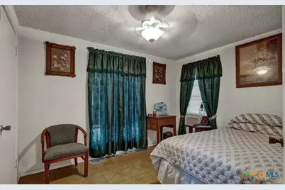 512 Valley Street, San Marcos, TX 78666 - Photo 15