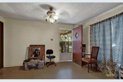 512 Valley Street, San Marcos, TX 78666 - Photo 11