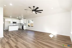 1210 Mills St, Gatesville, TX 76528 - Photo 5