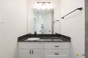 1210 Mills St, Gatesville, TX 76528 - Photo 15