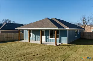 1210 Mills St, Gatesville, TX 76528 - Photo 23