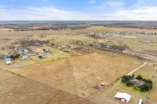 20646 Cameron Rd, Coupland, TX 78615 - Photo 11