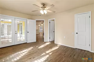 4025 Cypress Ct, Schertz, TX 78108 - Photo 17