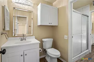 4025 Cypress Ct, Schertz, TX 78108 - Photo 19