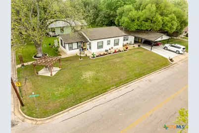 104 N Bright Street, Gonzales, TX 78629 - Photo 31