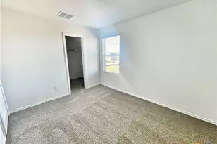 321 Cottonmouth Ln, Seguin, TX 78155 - Photo 9