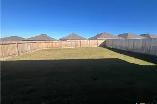 321 Cottonmouth Ln, Seguin, TX 78155 - Photo 17