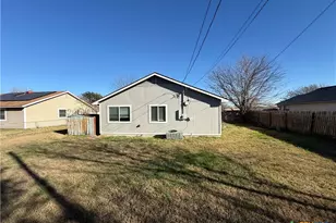 2401 Lago Trail, Killeen, TX 76543 - Photo 33