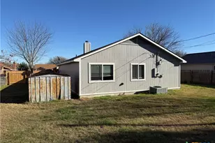 2401 Lago Trail, Killeen, TX 76543 - Photo 35