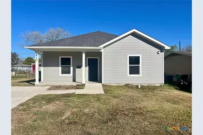 910 E Polk Avenue, Victoria, TX 77901 - Photo 1