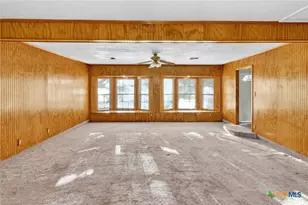 304 Sun Valley Dr, Victoria, TX 77904 - Photo 5