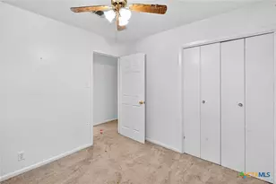 304 Sun Valley Dr, Victoria, TX 77904 - Photo 7