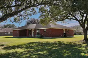 102 Owl Rd, Victoria, TX 77905 - Photo 15