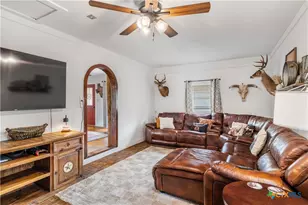 120 Live Oak, Lolita, TX 77971 - Photo 7