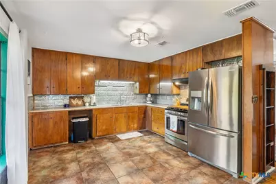 120 Live Oak, Lolita, TX 77971 - Photo 9