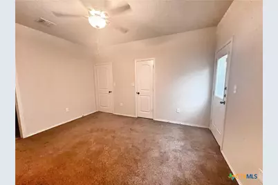 569 Creekside Circle #569, New Braunfels, TX 78130 - Photo 11