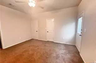 569 Creekside Cir, New Braunfels, TX 78130 - Photo 11