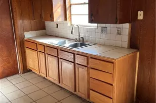 1602 Phyllis Dr, Copperas Cove, TX 76522 - Photo 13