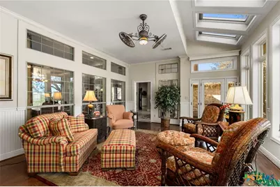 675 San Marcos Trail, New Braunfels, TX 78132 - Photo 7