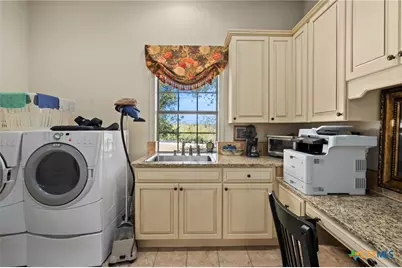 675 San Marcos Trail, New Braunfels, TX 78132 - Photo 33