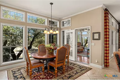 675 San Marcos Trail, New Braunfels, TX 78132 - Photo 15