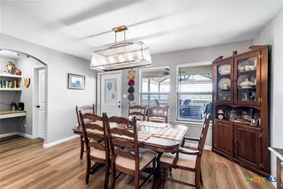 103 Gabbiano Court, Victoria, TX 77904 - Photo 9