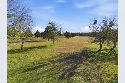 1123 Dunn Street, Yoakum, TX 77995 - Photo 23