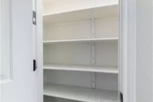 304 Jake Dr, Jarrell, TX 76537 - Photo 11