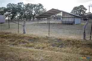 1019 Tulley Rd, Cuero, TX 77954 - Photo 19