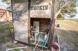 1019 Tulley Rd, Cuero, TX 77954 - Photo 33